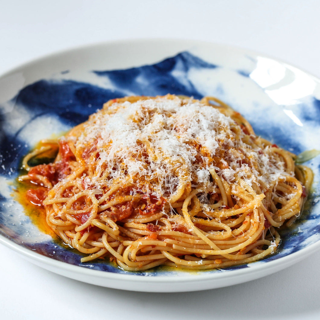 Slow-Cooked Tomato & Basil Sauce