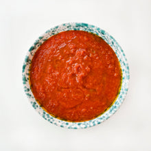 Load image into Gallery viewer, Slow-Cooked Tomato &amp; Basil Sauce
